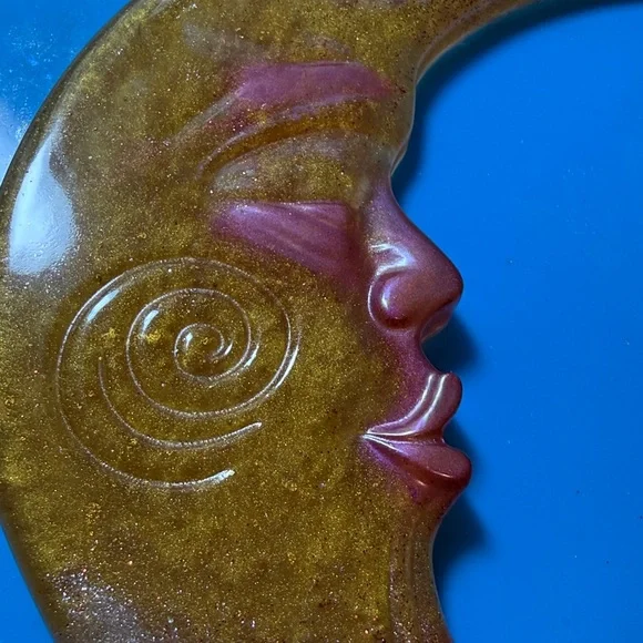 Unique Resin Gold Crescent (Left)Moon Wall Decor - Picture 13 of 15
